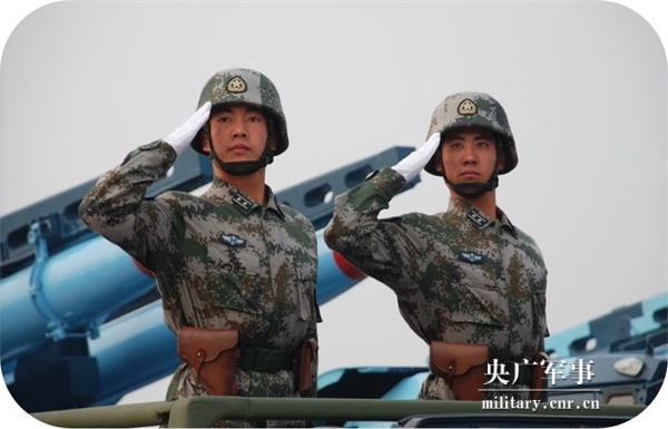 中國退役軍人 | 衡飛：走下閱兵場(chǎng)的創(chuàng  )業(yè)人生-云南能投軍創(chuàng  )產(chǎn)業(yè)投資有限公司