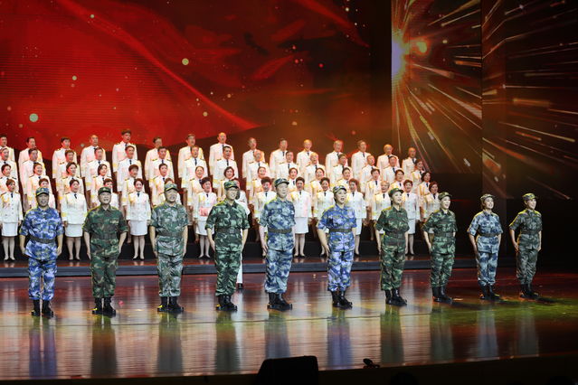 中國青年報：退役軍人事務(wù)部舉行慶祝新中國成立70周年文藝匯演-云南能投軍創(chuàng  )產(chǎn)業(yè)投資有限公司