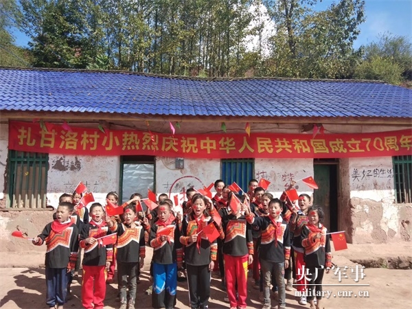 中國退役軍人丨謝彬蓉：綻放在大涼山上的軍中綠花-云南能投軍創(chuàng  )產(chǎn)業(yè)投資有限公司