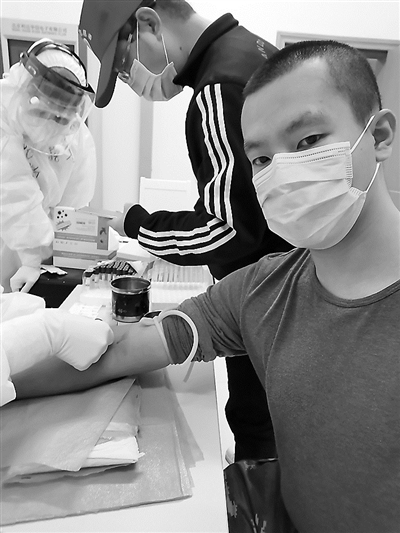 “探路”，他們挺胸站排頭——首批參加重組新冠疫苗接種試驗志愿者中的老兵身影-云南能投軍創(chuàng  )產(chǎn)業(yè)投資有限公司