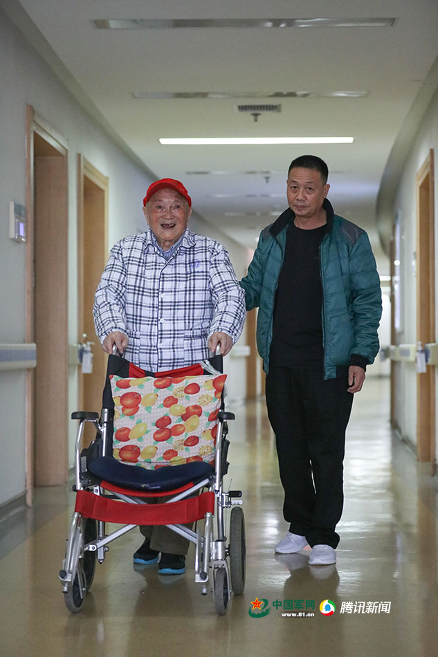 百歲紅軍的囑托｜向軒：萬(wàn)千河流匯大海 一切根源在連隊-云南能投軍創(chuàng  )產(chǎn)業(yè)投資有限公司