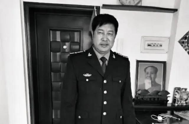 清明緬懷：致敬犧牲在戰疫一線(xiàn)的退役老兵-云南能投軍創(chuàng  )產(chǎn)業(yè)投資有限公司