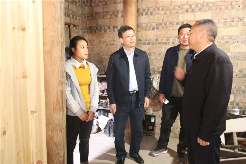 細微之處暖人心 貴州省退役軍人事務(wù)廳31萬(wàn)捐贈物資解幫扶村72戶(hù)未脫貧戶(hù)生活之困-云南能投軍創(chuàng  )產(chǎn)業(yè)投資有限公司