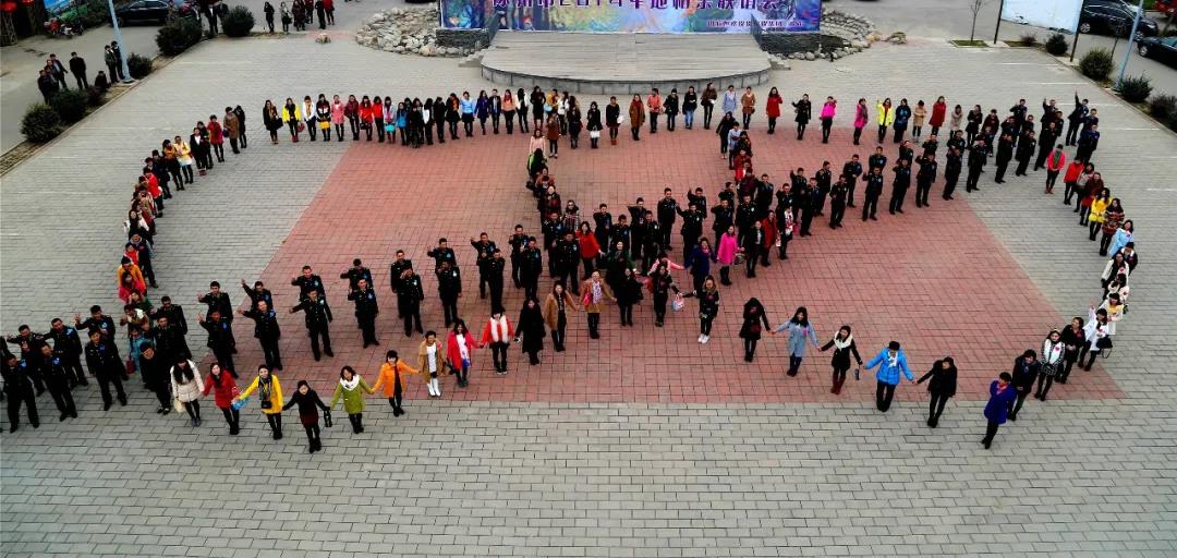 保定市成立愛(ài)國擁軍志愿服務(wù)聯(lián)盟：600多家單位加入新時(shí)代擁軍方陣-云南能投軍創(chuàng  )產(chǎn)業(yè)投資有限公司