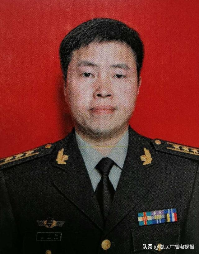 從上校軍官到“送菜員”——自主擇業(yè)軍轉干部吳美同的“特殊”創(chuàng  )業(yè)之路-云南能投軍創(chuàng  )產(chǎn)業(yè)投資有限公司