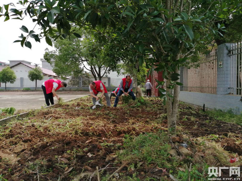 江西分宜退役軍人：志愿紅，敬老情-云南能投軍創(chuàng  )產(chǎn)業(yè)投資有限公司