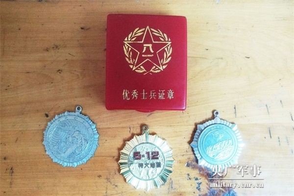 何學(xué)江：縱然艱辛，依然是沖鋒的戰士-云南能投軍創(chuàng  )產(chǎn)業(yè)投資有限公司