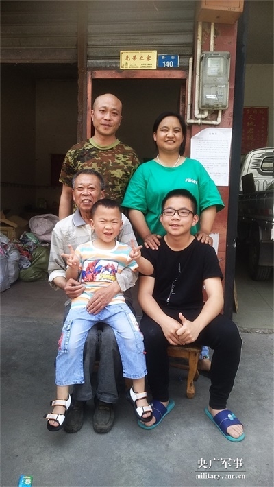 何學(xué)江：縱然艱辛，依然是沖鋒的戰士-云南能投軍創(chuàng  )產(chǎn)業(yè)投資有限公司