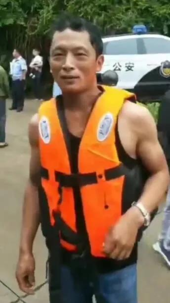 退伍不褪色！80后退役軍人勇救落水司機-云南能投軍創(chuàng  )產(chǎn)業(yè)投資有限公司