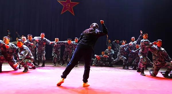 韓靜：傾情國防推后浪-云南能投軍創(chuàng  )產(chǎn)業(yè)投資有限公司