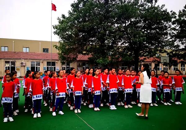 韓靜：傾情國防推后浪-云南能投軍創(chuàng  )產(chǎn)業(yè)投資有限公司