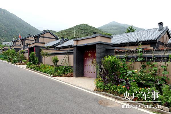 梁建明：駐村扶貧1200多天，鐫刻在十八盤(pán)村的鄉土深情-云南能投軍創(chuàng  )產(chǎn)業(yè)投資有限公司