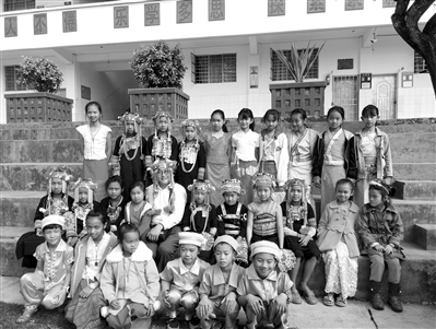 大山深處的“上海阿爸”——全國“最美志愿者”、上海市“最美退役軍人”張志勇助教幫困紀事-云南能投軍創(chuàng  )產(chǎn)業(yè)投資有限公司