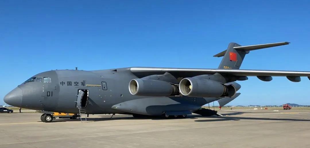 運-20接英雄回家，編號體現祖國對烈士們的無(wú)上尊崇-云南能投軍創(chuàng  )產(chǎn)業(yè)投資有限公司