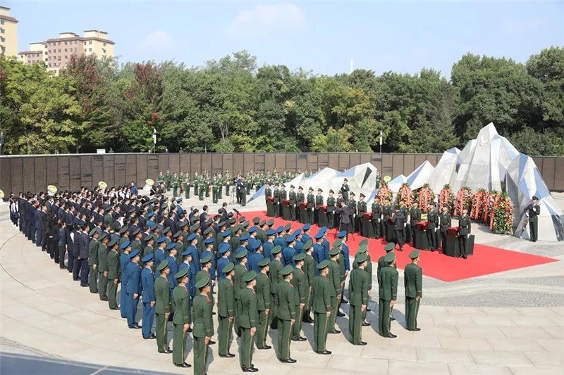 英魂入故土！?第七批在韓志愿軍烈士安葬儀式在沈陽(yáng)舉行-云南能投軍創(chuàng  )產(chǎn)業(yè)投資有限公司