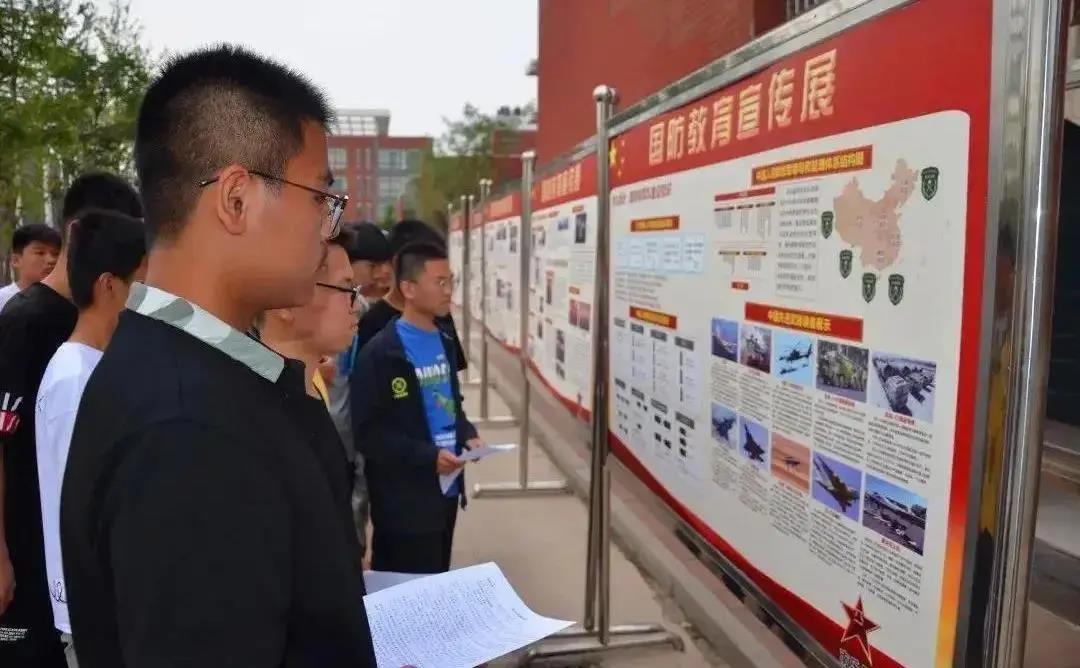 關(guān)注！多地出臺優(yōu)惠政策定向招錄退役大學(xué)生士兵-云南能投軍創(chuàng  )產(chǎn)業(yè)投資有限公司