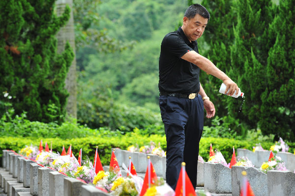 朱豫剛：戰地情深，生死之約40年-云南能投軍創(chuàng  )產(chǎn)業(yè)投資有限公司