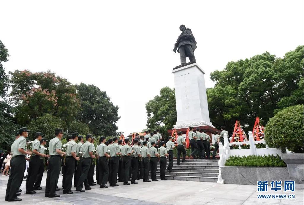初心長(cháng)留天地間——獻給百年來(lái)奉獻犧牲的中國共產(chǎn)黨人-云南能投軍創(chuàng  )產(chǎn)業(yè)投資有限公司