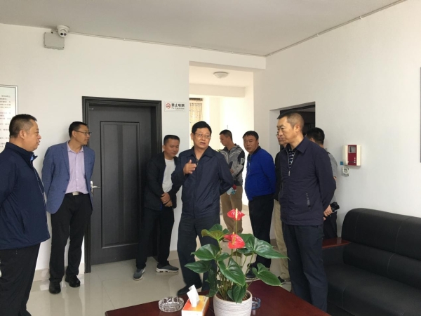 省退役軍人廳副廳長(cháng)肖海到曲靖調研軍休服務(wù)管理工作-云南能投軍創(chuàng  )產(chǎn)業(yè)投資有限公司