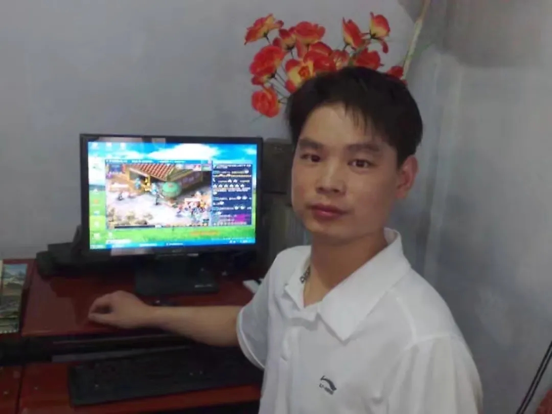 陳鵬：三峽之巔，書(shū)寫(xiě)忠誠-云南能投軍創(chuàng  )產(chǎn)業(yè)投資有限公司