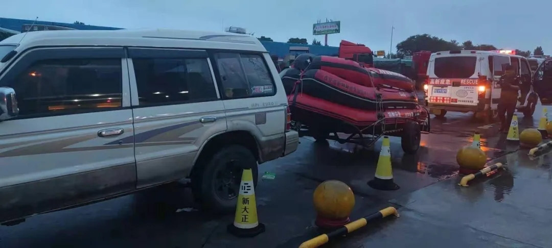 若有戰，召必回！各地退役軍人星夜馳援河南！-云南能投軍創(chuàng  )產(chǎn)業(yè)投資有限公司