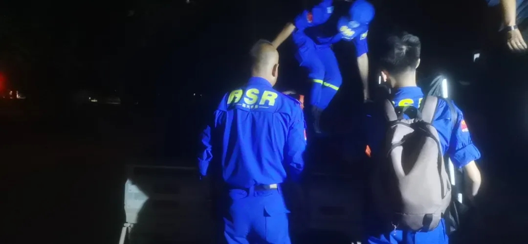 若有戰，召必回！各地退役軍人星夜馳援河南！-云南能投軍創(chuàng  )產(chǎn)業(yè)投資有限公司