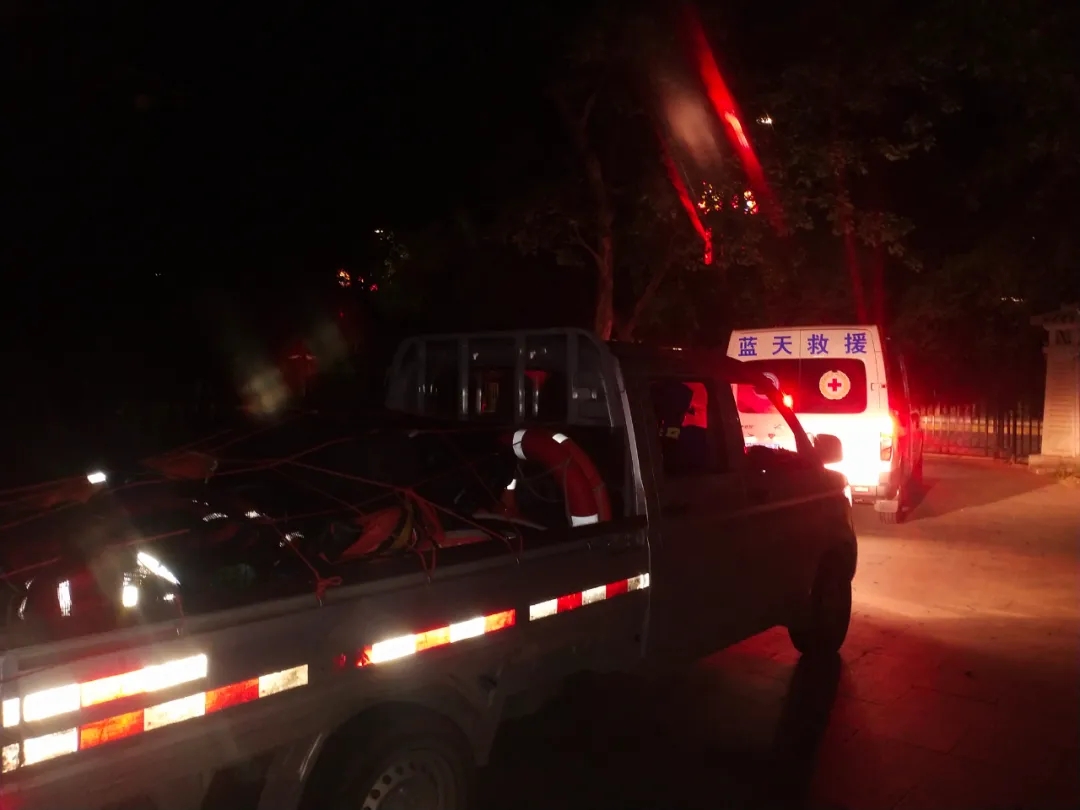 若有戰，召必回！各地退役軍人星夜馳援河南！-云南能投軍創(chuàng  )產(chǎn)業(yè)投資有限公司