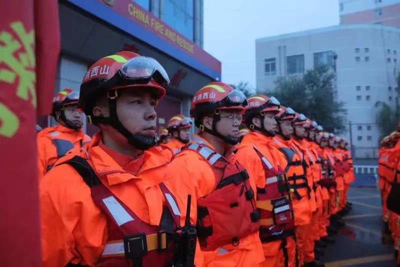 若有戰，召必回！各地退役軍人星夜馳援河南！-云南能投軍創(chuàng  )產(chǎn)業(yè)投資有限公司