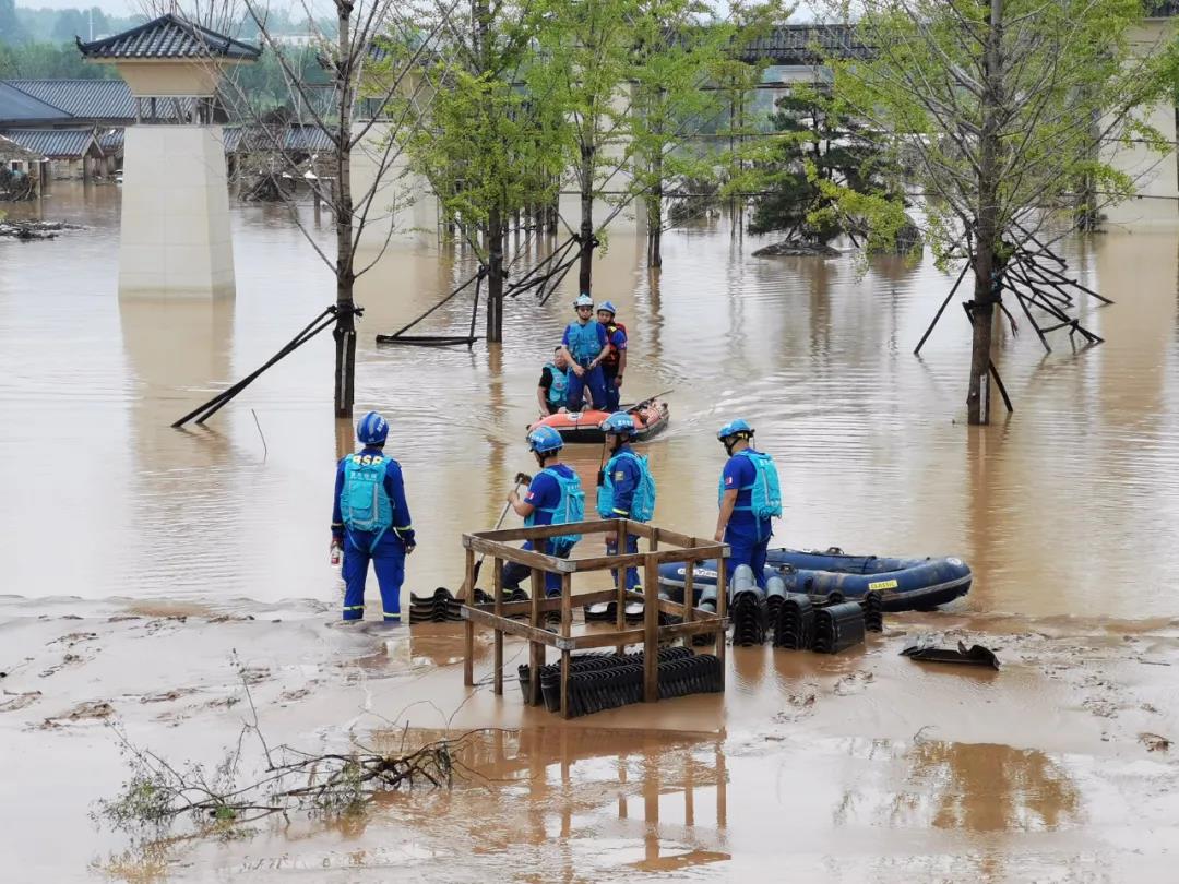 若有戰，召必回！各地退役軍人星夜馳援河南！-云南能投軍創(chuàng  )產(chǎn)業(yè)投資有限公司