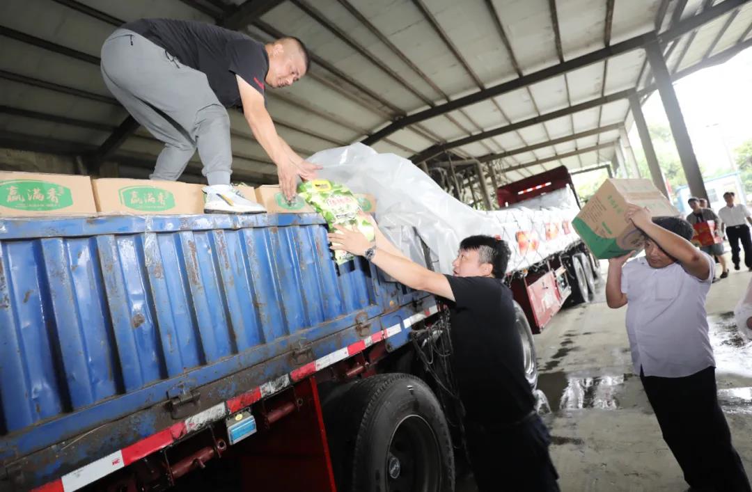 盡己之力籌資捐款，有你們在，河南一定中！-云南能投軍創(chuàng  )產(chǎn)業(yè)投資有限公司