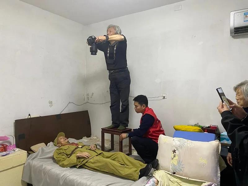 這張大“合影”，太珍貴了！-云南能投軍創(chuàng  )產(chǎn)業(yè)投資有限公司