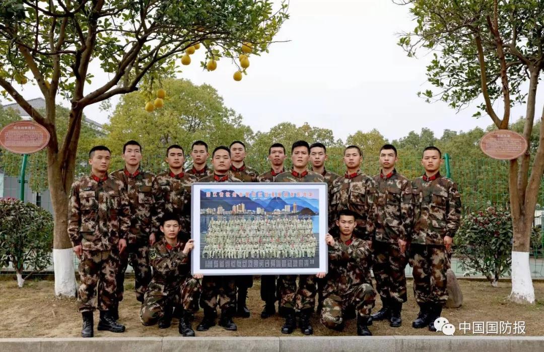 關(guān)愛(ài)老兵，你我同行-云南能投軍創(chuàng  )產(chǎn)業(yè)投資有限公司