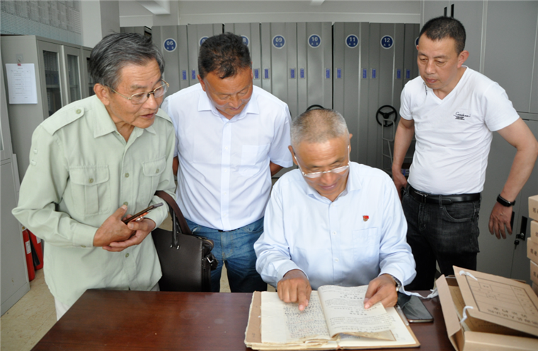 39年如一日，退伍老兵徐振理踏訪(fǎng)千山萬(wàn)水為英烈尋親-云南能投軍創(chuàng  )產(chǎn)業(yè)投資有限公司