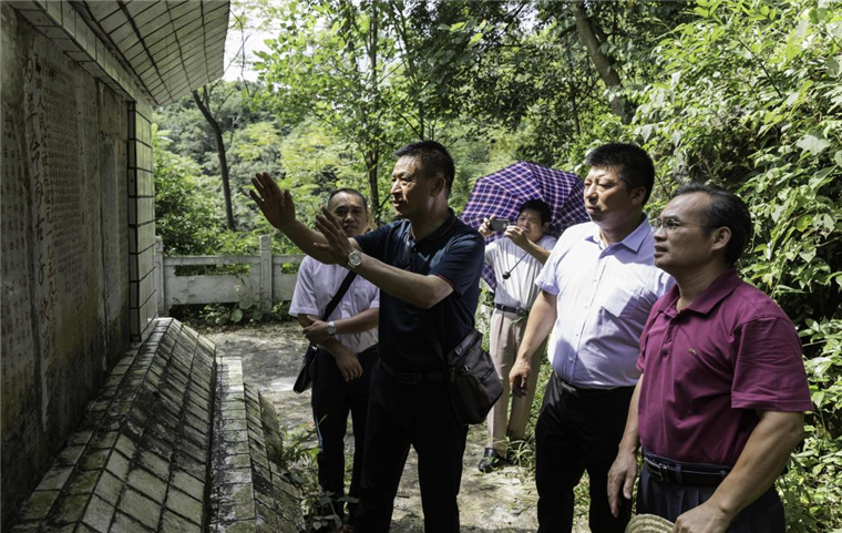 39年如一日，退伍老兵徐振理踏訪(fǎng)千山萬(wàn)水為英烈尋親-云南能投軍創(chuàng  )產(chǎn)業(yè)投資有限公司