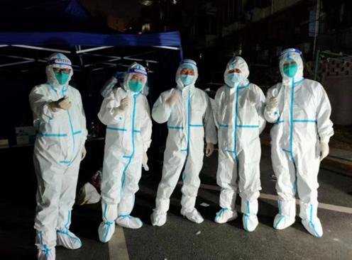 疫情不退老兵不退 退役軍人奮戰抗疫一線(xiàn)-云南能投軍創(chuàng  )產(chǎn)業(yè)投資有限公司