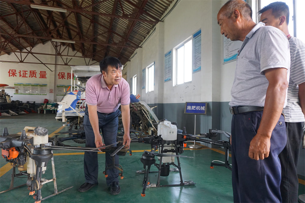“兵支書(shū)”扎根鄉村30年，當好脫貧致富帶頭人-云南能投軍創(chuàng  )產(chǎn)業(yè)投資有限公司