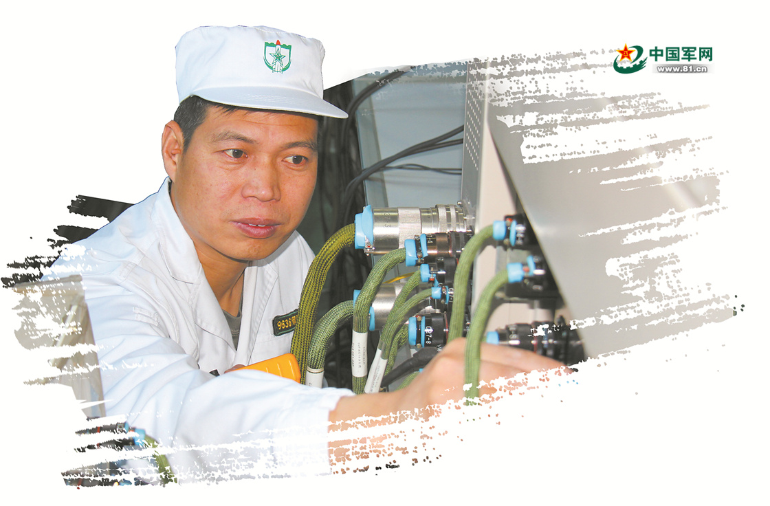 4名火箭軍老兵告別軍營(yíng) 烈焰見(jiàn)證歲月榮光-云南能投軍創(chuàng  )產(chǎn)業(yè)投資有限公司