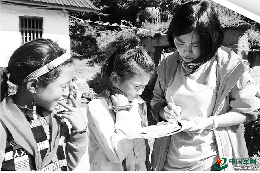 優(yōu)秀退役軍人進(jìn)入校園任教，在三尺講臺立德樹(shù)人
——  “迷彩園丁”耕耘菁菁校園-云南能投軍創(chuàng  )產(chǎn)業(yè)投資有限公司