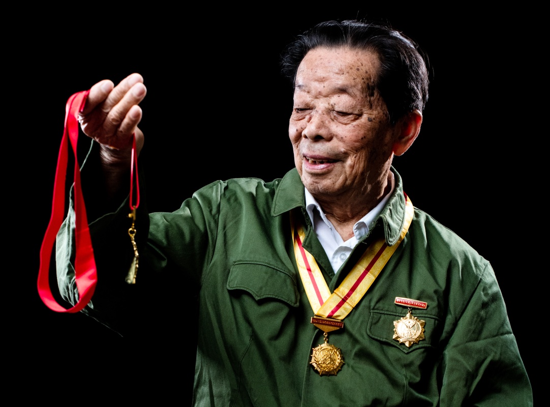 浴血榮光丨致敬抗戰老戰士——雷用香-云南能投軍創(chuàng  )產(chǎn)業(yè)投資有限公司