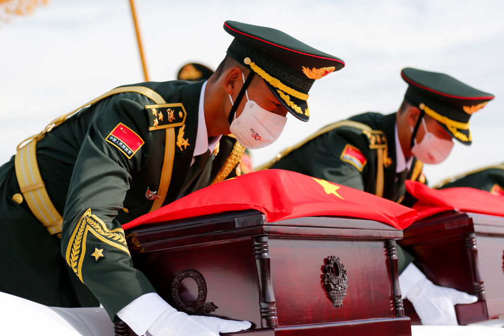 中韓雙方交接第九批在韓中國人民志愿軍烈士遺骸-云南能投軍創(chuàng  )產(chǎn)業(yè)投資有限公司