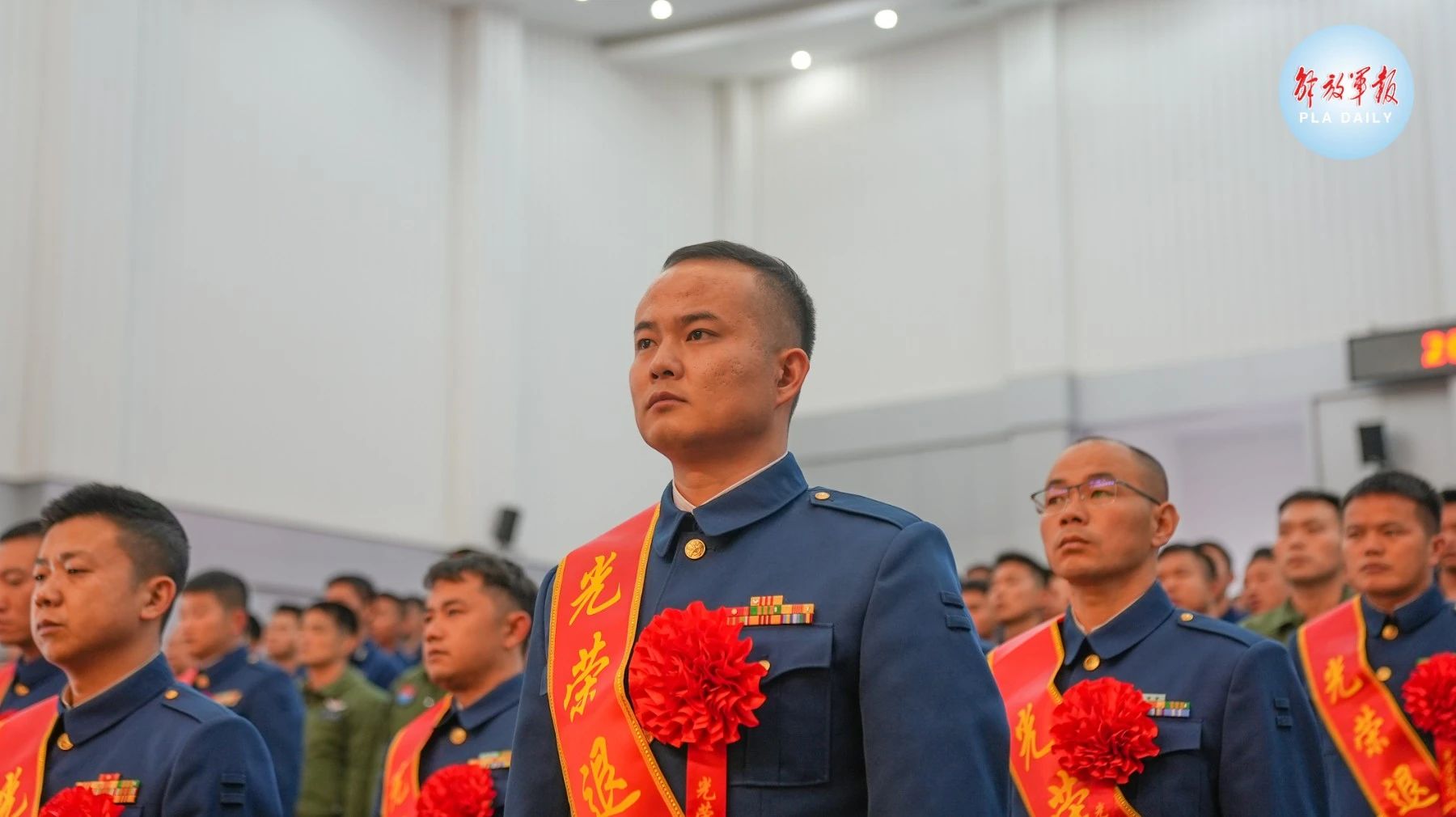 “今天，我退役了……”揮淚告別，他們踏上新征程-云南能投軍創(chuàng  )產(chǎn)業(yè)投資有限公司