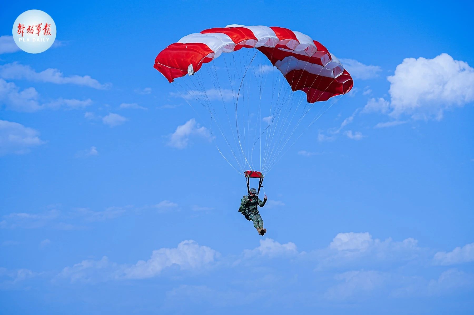 “今天，我退役了……”揮淚告別，他們踏上新征程-云南能投軍創(chuàng  )產(chǎn)業(yè)投資有限公司